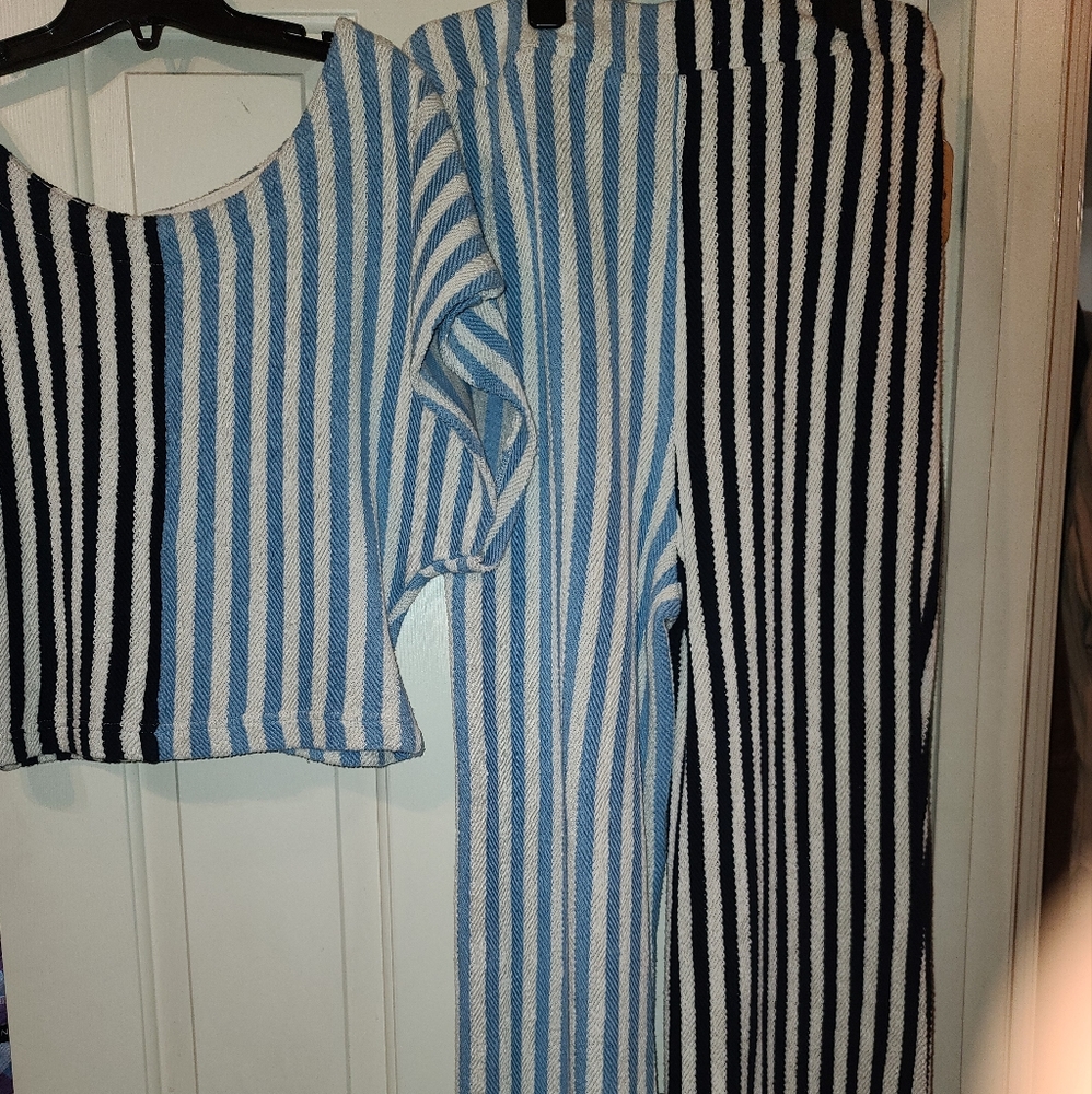 FP Beach 2 Piece Vertical Stripe Set